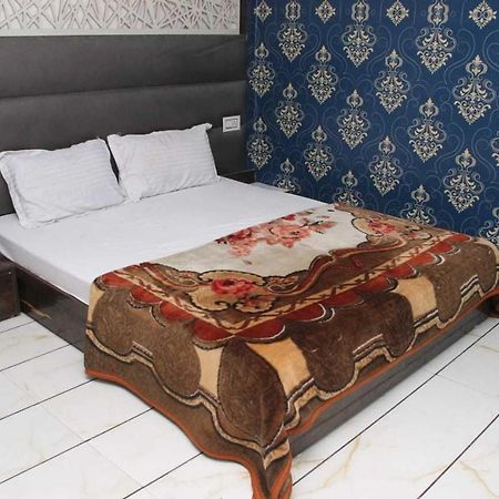 Hotel O Food Plaza Zirakpur Exteriér fotografie